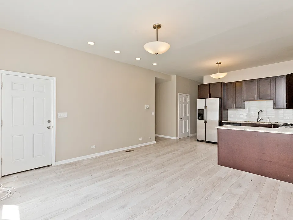 Unit #1F Living room