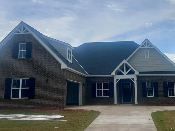 1005 Sunfield Dr, Prattville, AL 36066