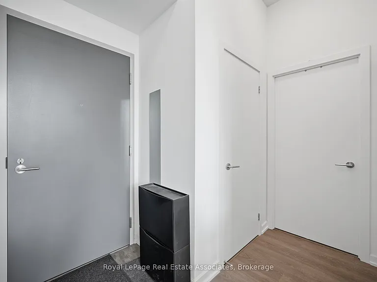 32 Forest Manor Rd #207 — Photo 5
