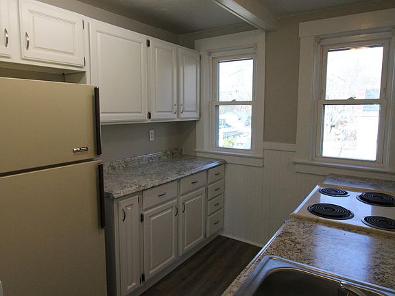 Kitchen - new floors and paint! New appliances being delivered 12/20
