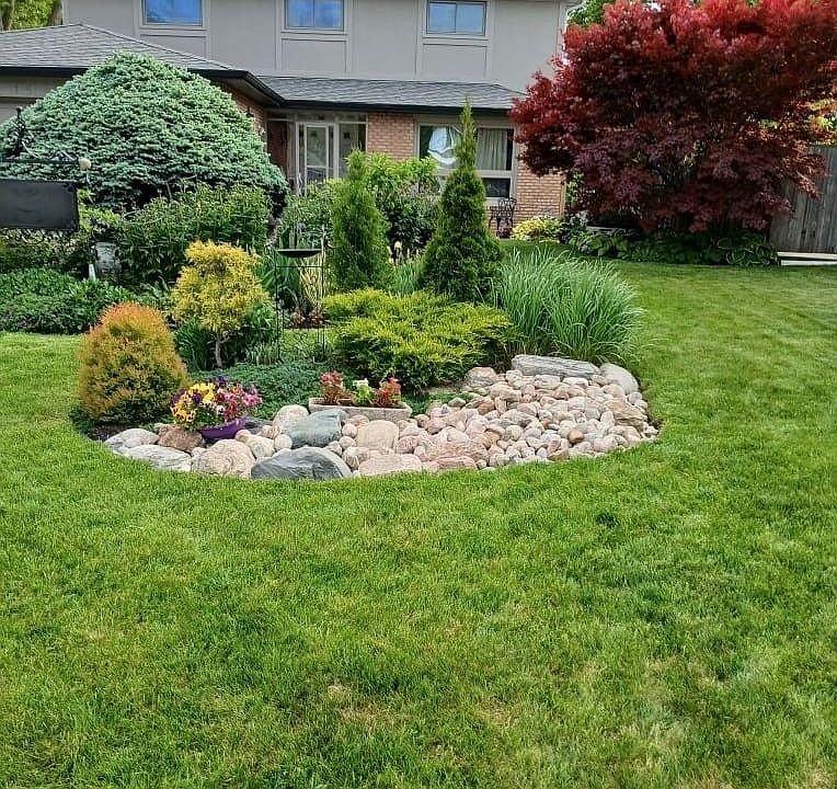 1st image of 15 Pine Ridge Ln