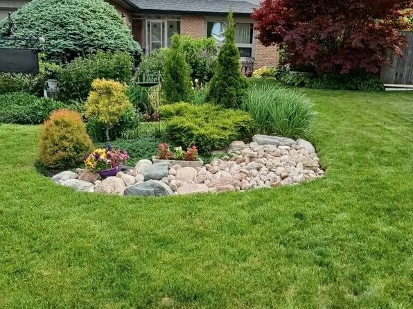 15 Pine Ridge Ln, Brampton, ON L6W 1G6