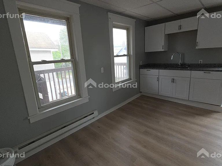 Kitchen- new stainless steel appliances, granite countertops