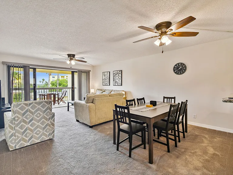 401 150th Ave #223 — Photo 9