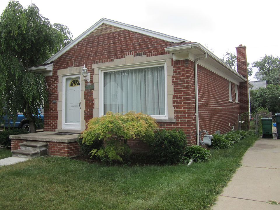 1st image of 943 Winchester Ave