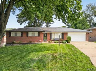 9145 Missy Ct, Saint Louis, MO 63123