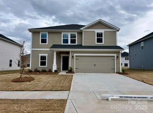 1412 Windy Park Dr, Stanley, NC 28164