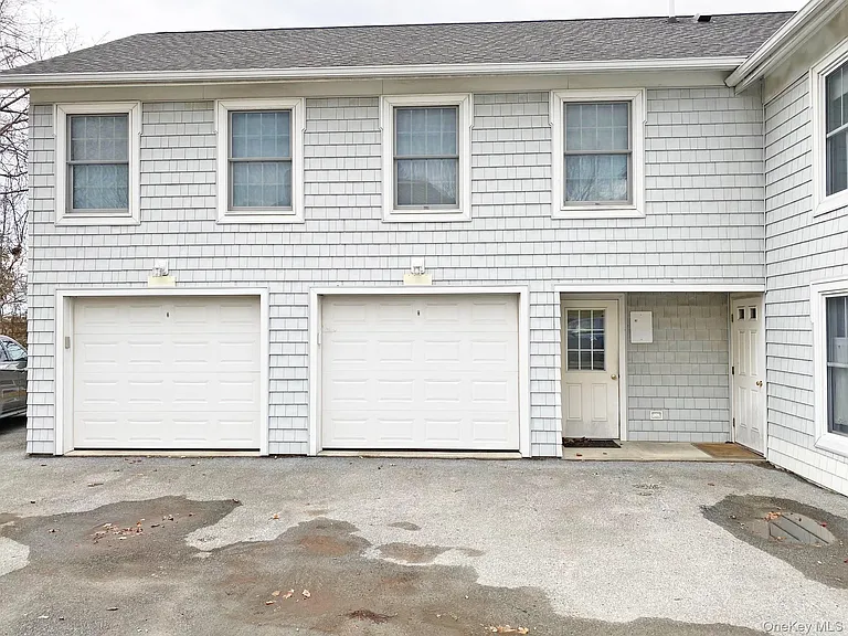 22 Washington Ave #2 — Photo 4