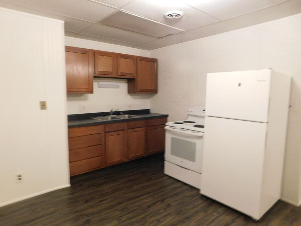 Skelly Building Apartment Rentals El Dorado, KS Zillow