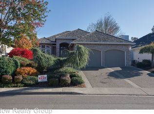 16090 NW Birdie Ln, Portland, OR 97229