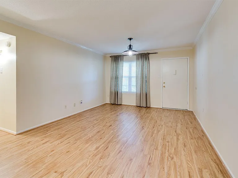 3535 Nasa Pkwy #86 — Photo 3
