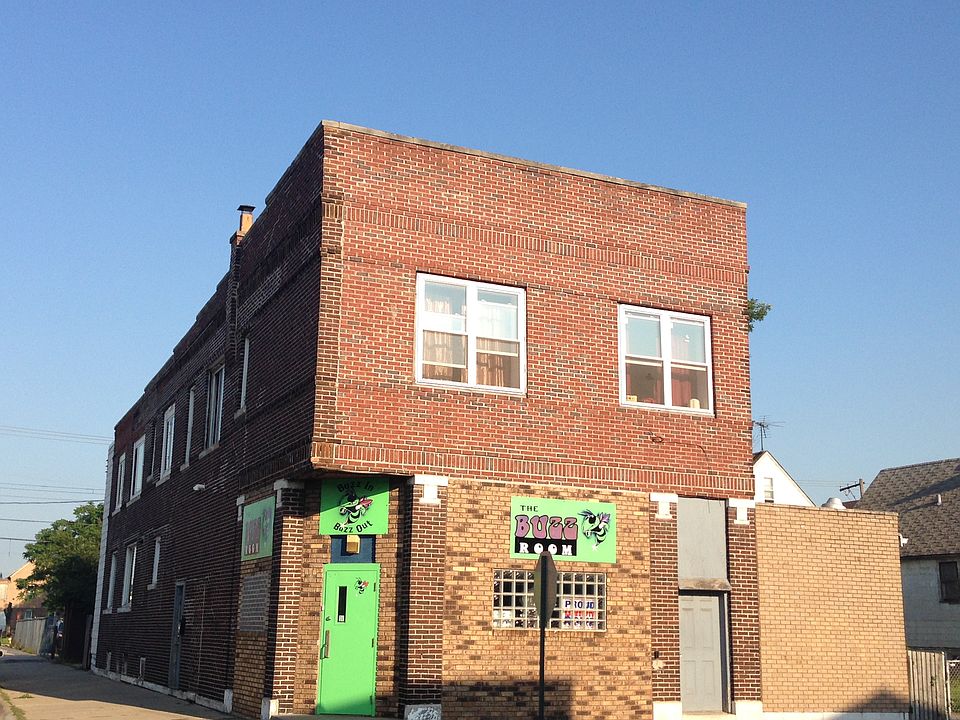 BAR + 4 units
