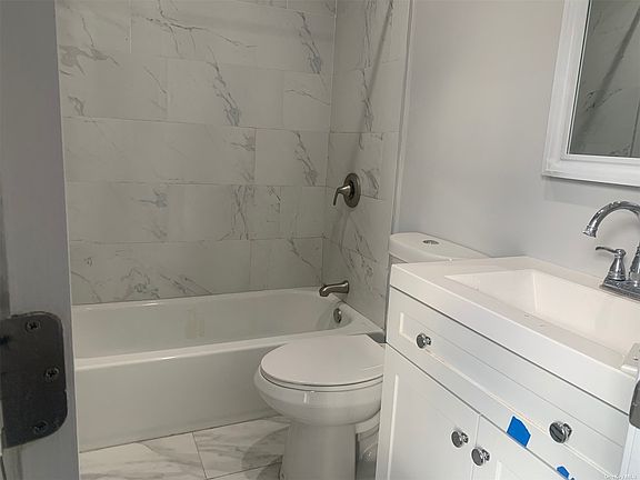 5th image of 44 Avenue A Rear 2