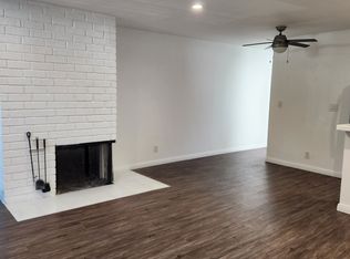 11905 Kling St APT 11A, Valley Village, CA 91607