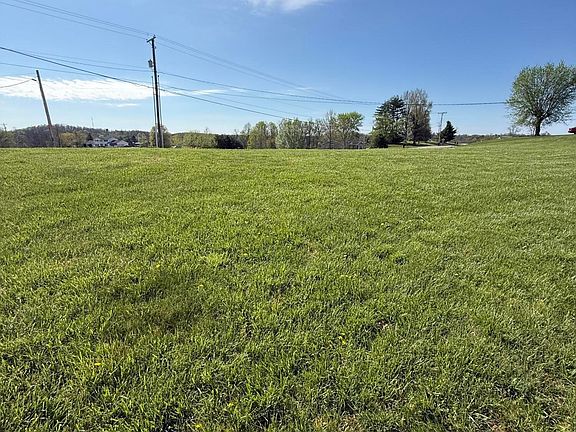 3rd image of 3233 Tick Ridge Rd