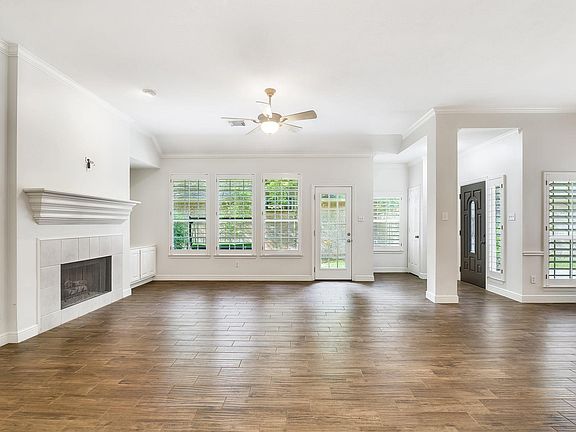 4th image of 30 Vista Cove Cir