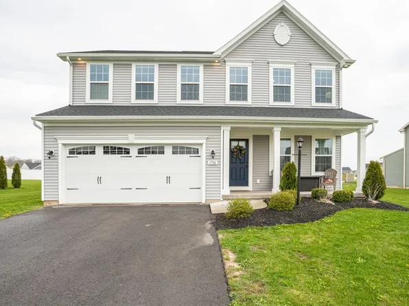 1716 Jasper Dr, Farmington, NY 14425