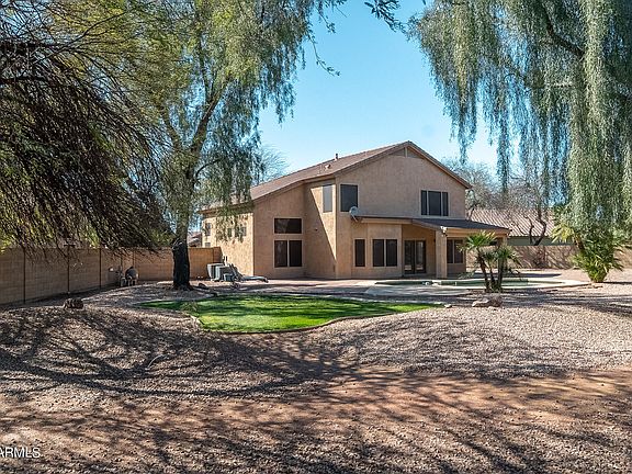 4th image of 650 W ROADRUNNER Court