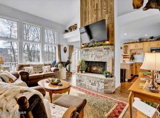 26 Laurelwood Dr, Lake Harmony, PA