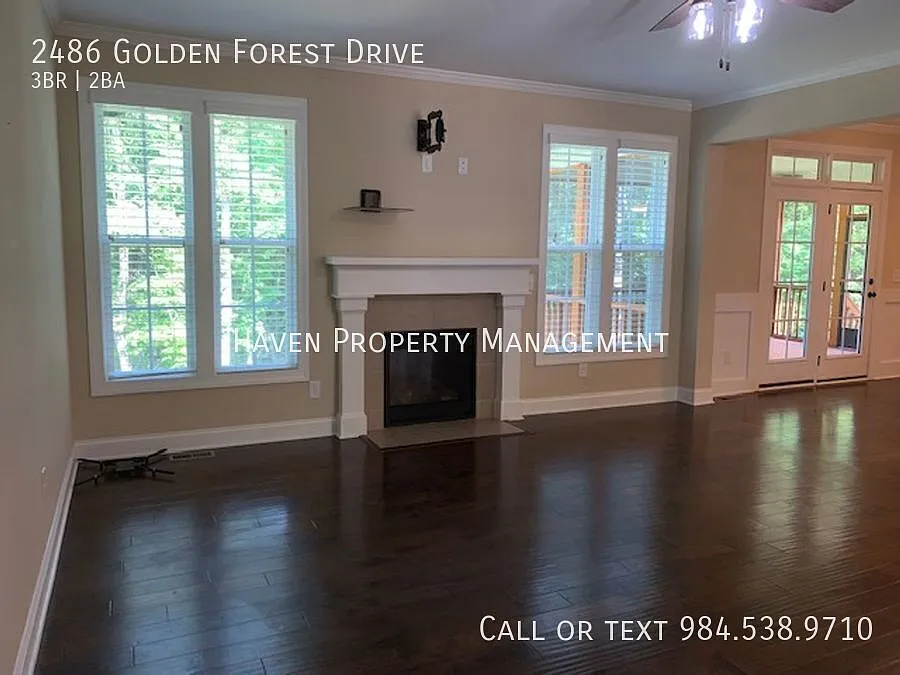 Beautiful 3-Bedroom Ranch Home Near Falls Lake! — Photo 4