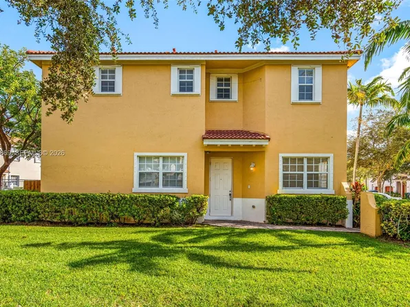 2109 NE 3rd Ct, Homestead, FL 33033