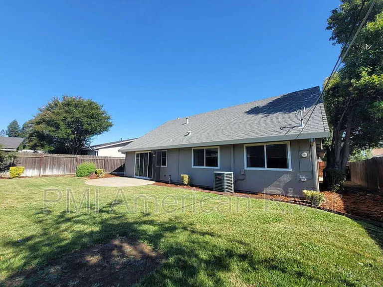 8924 Sutters Gold Dr — Photo 19