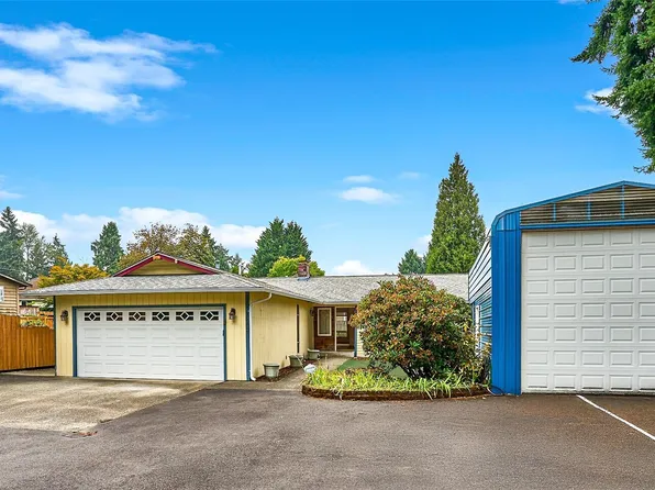 26225 Woodland Way S, Kent, WA 98030