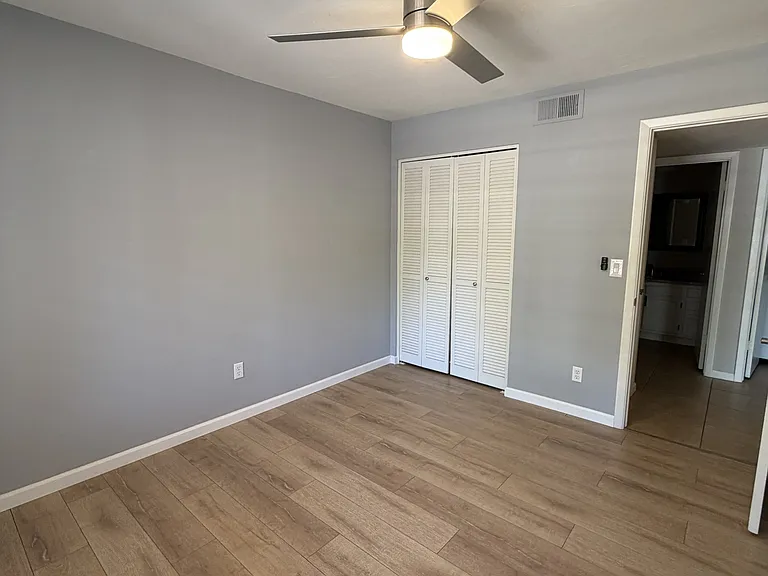 1905 E University Dr #137 — Photo 6