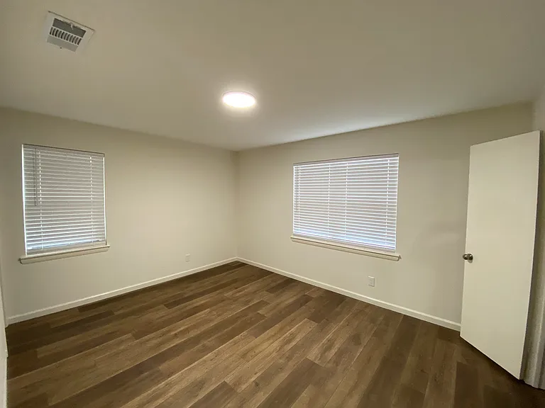 10106 Brockbank Dr — Photo 27