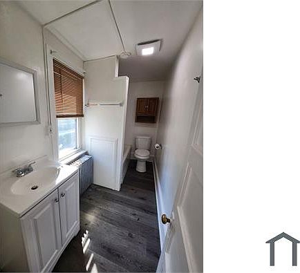 1st image of 268 E Walnut St Floor 3