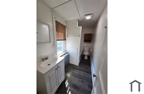268 E Walnut St #3 Photo 1