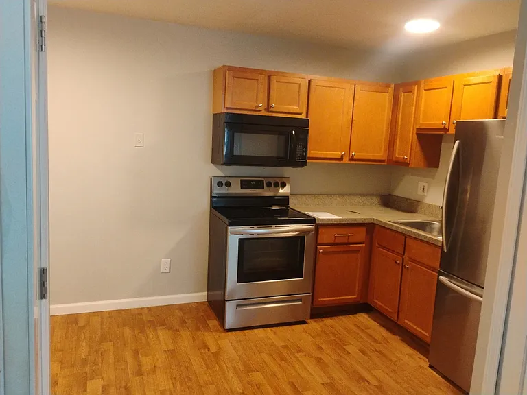 2235 Moore Rd — Photo 2