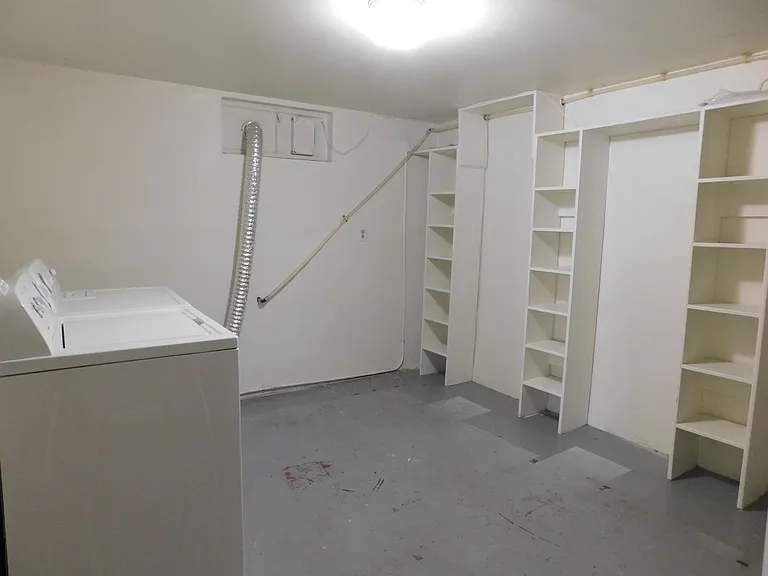 941 Walnut Ave — Photo 17