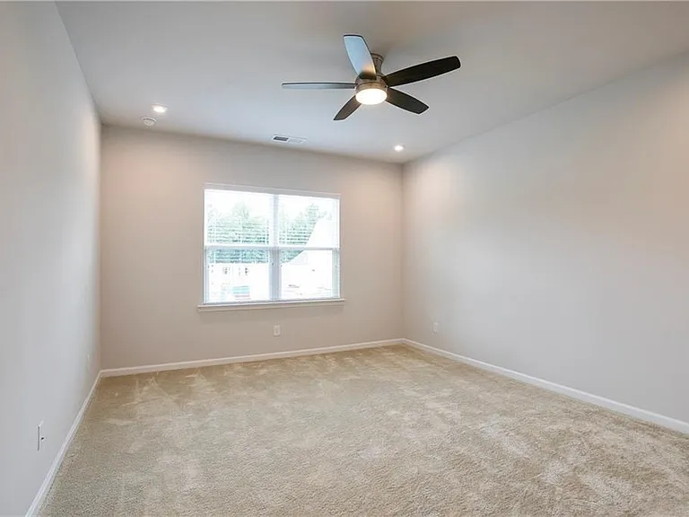 5729 Wheeler Ridge Rd — Photo 9
