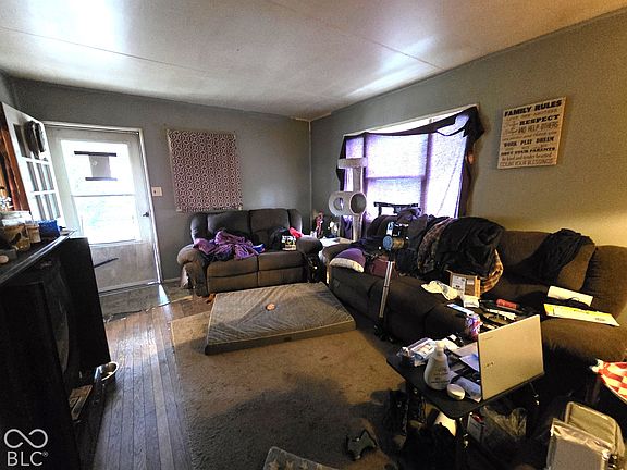 3rd image of 2258 N Goodlet Ave