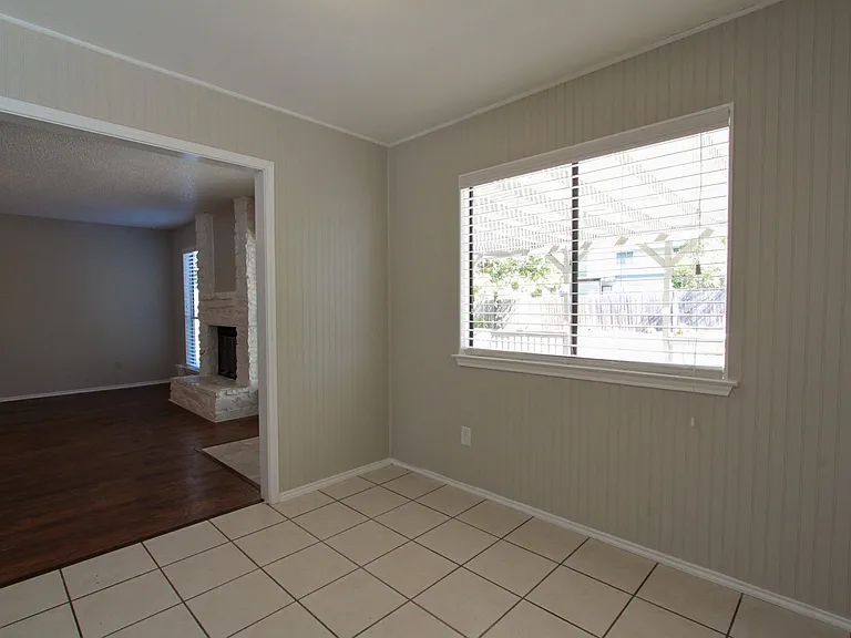 1809 Fawn Ridge Trl — Photo 18
