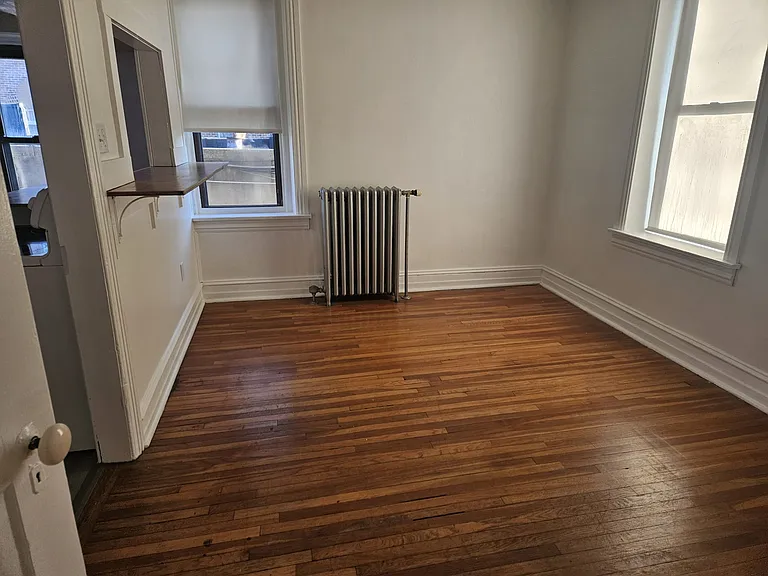 406 Chestnut St #6 — Photo 5
