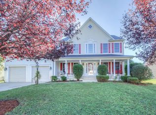 83 Country Manor Dr, Fredericksburg, VA 22406