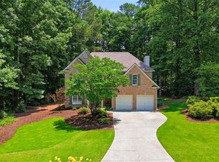 6795 Fox Creek Dr, Cumming, GA 30040