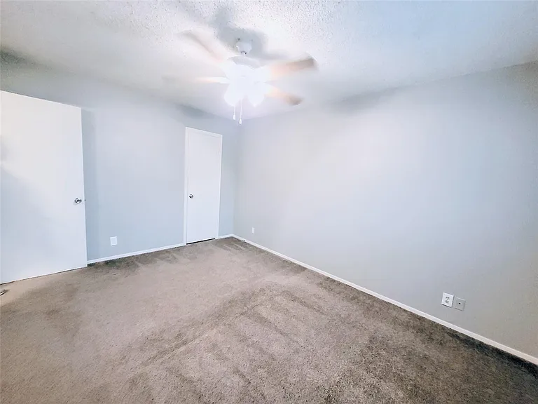 3429 Willowrun Dr #D — Photo 10