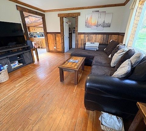 5th image of 158 Green Mountain Avenue