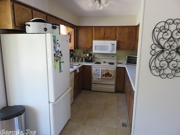 2nd image of 625 N Bo Peep Ave