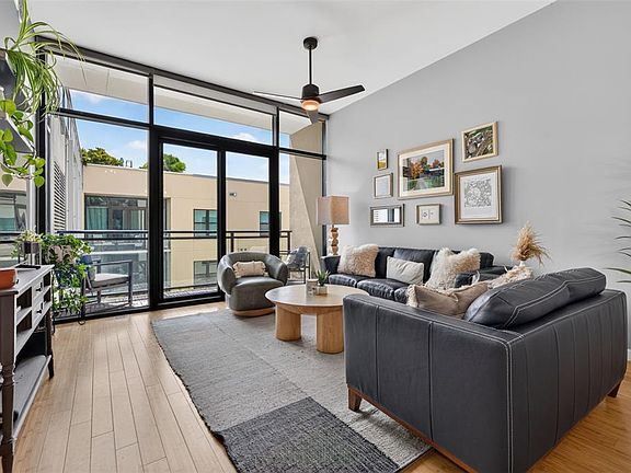 5th image of 400 4TH AVENUE S #408