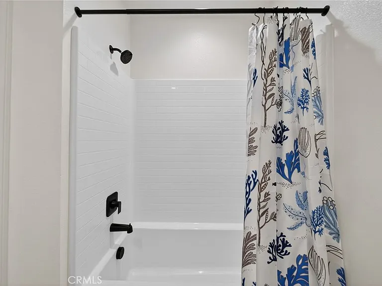 2410 E Agave St #9 — Photo 21