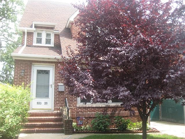 1st image of 10936 Park Ln S