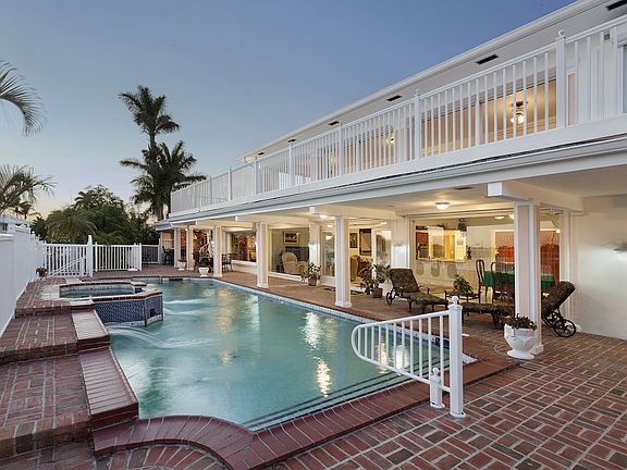 5th image of 48 Isla Bahia Dr