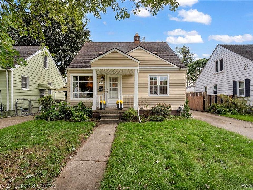 1st image of 24911 Notre Dame St