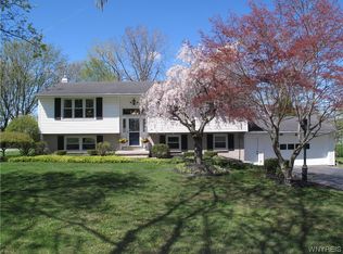 7669 Royal Dr, Gasport, NY 14067