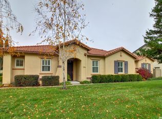 8042 Linda Isle Ln, Sacramento, CA