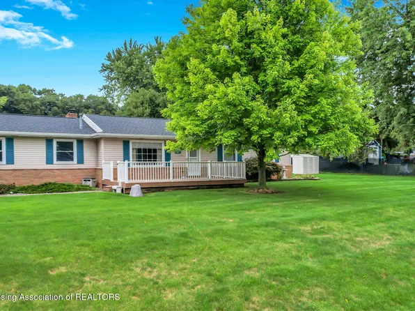 1112 Ro Dic Don Dr, Dewitt, MI 48820